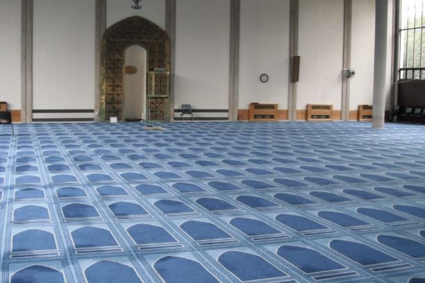 Mosque Carpet with Qibla Lines