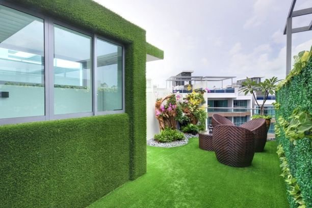 Non-toxic artificial grass
