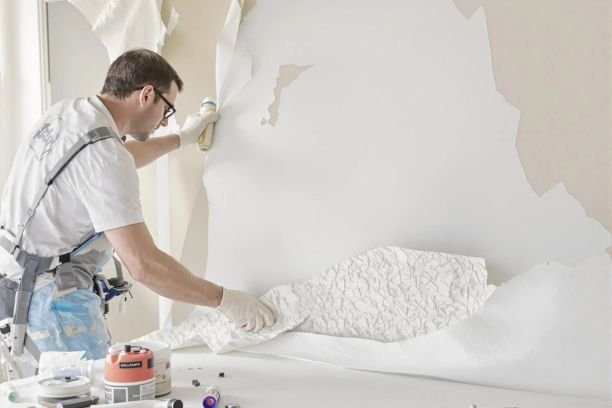 Damage-free wallpaper removal