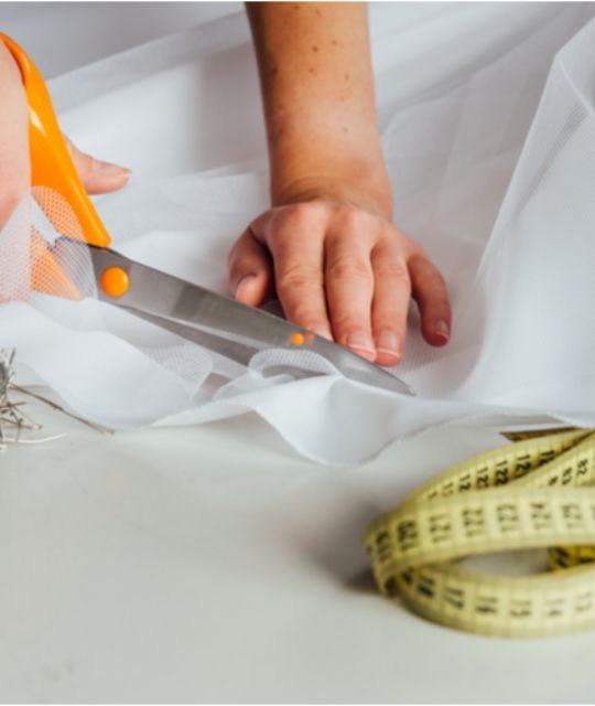 Perfect-fit curtain alterations
