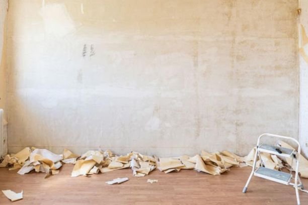 Smooth wallpaper removal