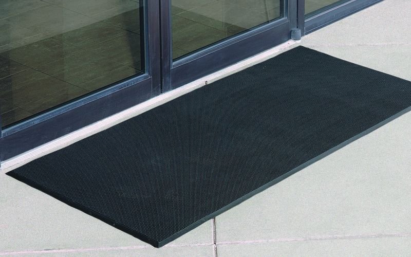 Place Mats At The Entrance