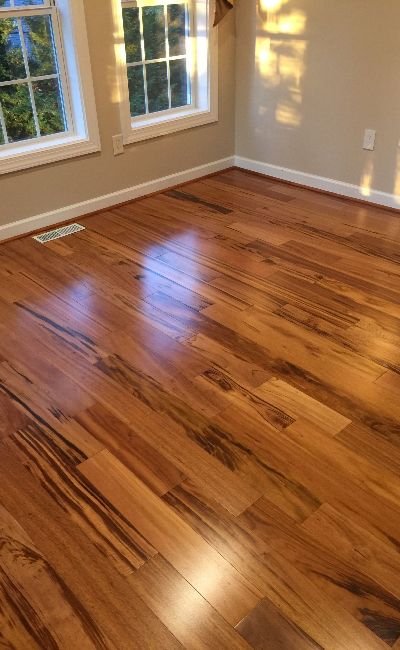 Solid Wooden Flooring In Dubai